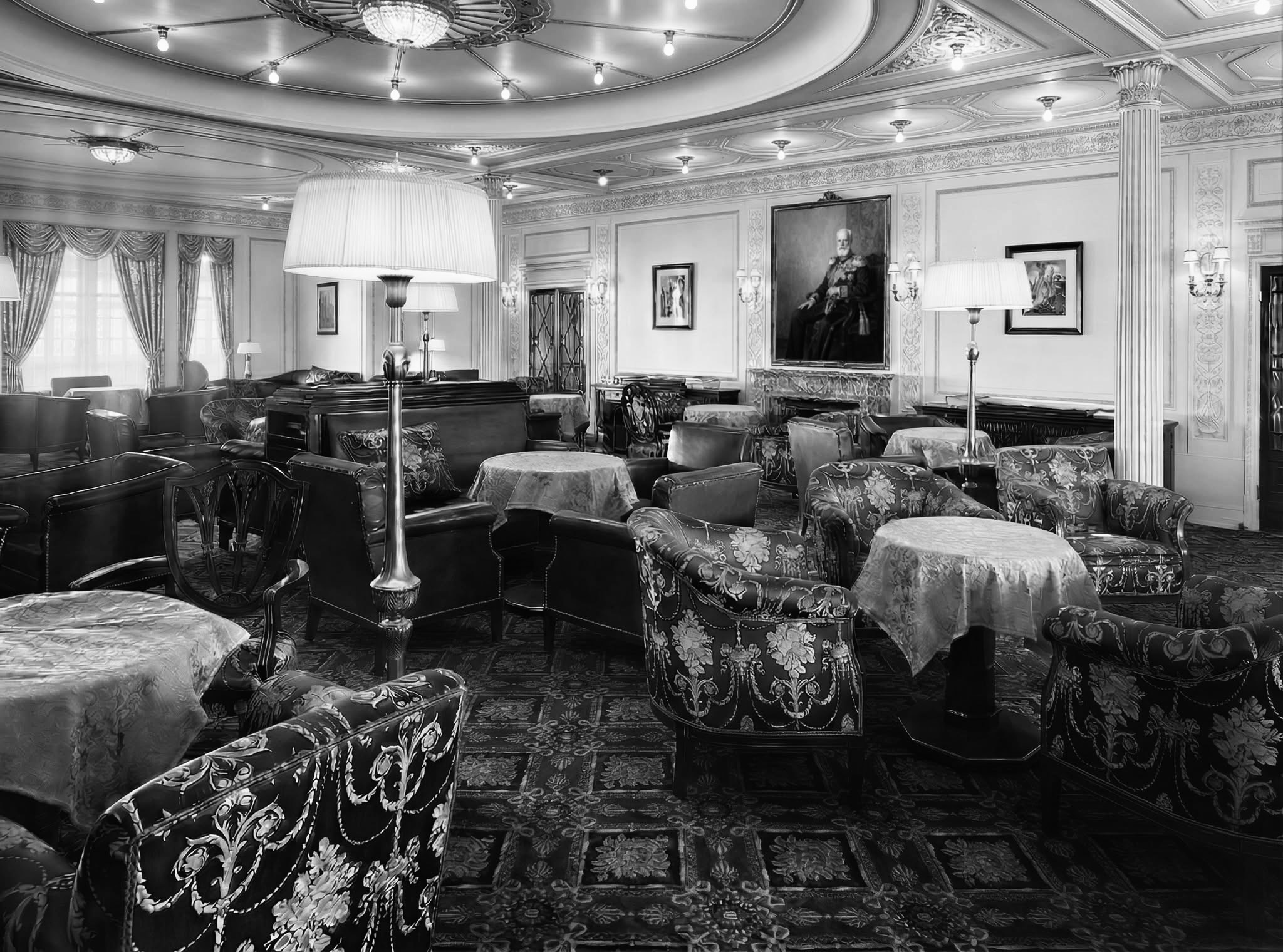 Writing room or reading room aboard SS Leviathan