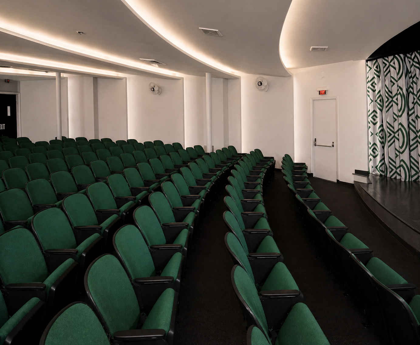Tourist Class Theatre aboard SS United States